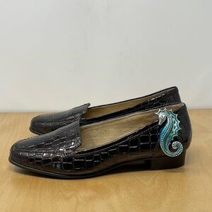 Michelle D Vegan Leather Crocodile Embossed Black Loafers Size 8.5